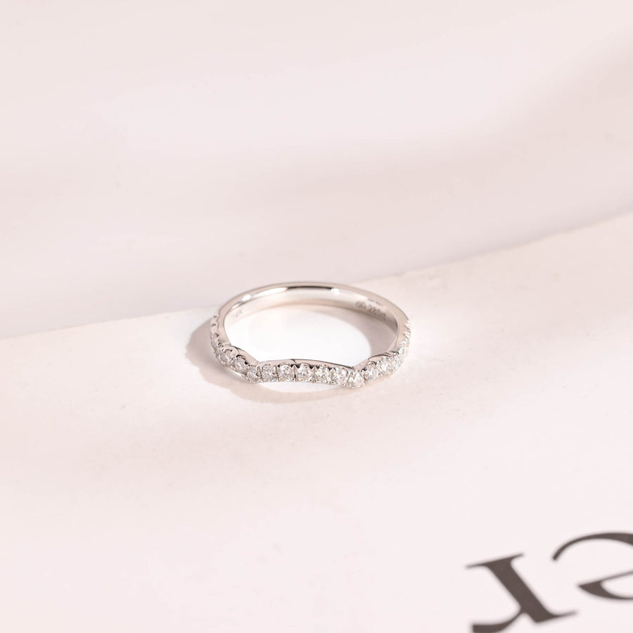 Round round diamond wedding band front view