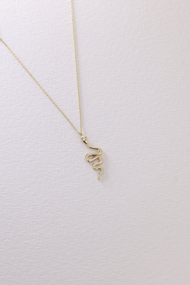 14K Solid Gold Unique Snap Necklace for Christmas Gift - Doozy Diamonds