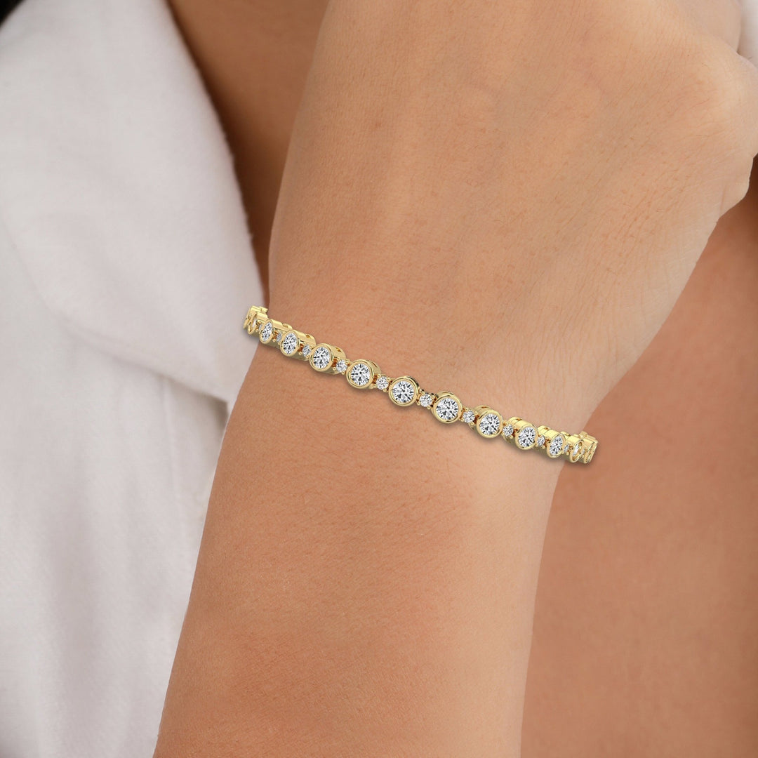 Bezel Set Round Cut Lab-Grown Diamond Tennis Bracelet For Women