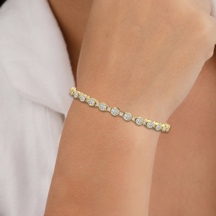 Bezel Set Round Cut Lab-Grown Diamond Tennis Bracelet For Women