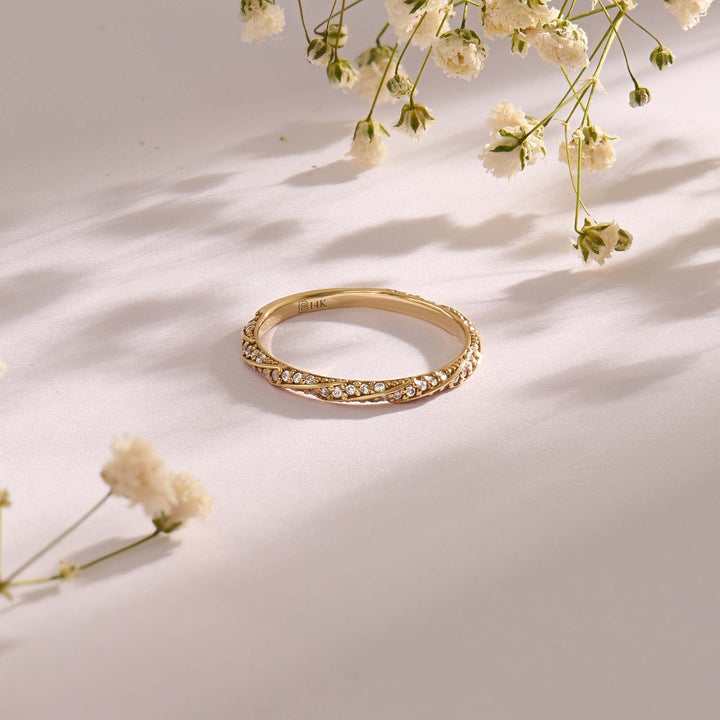 Round Cut Twisted lab grown diamond Wedding Ring In 10K Gold - Doozy Diamonds