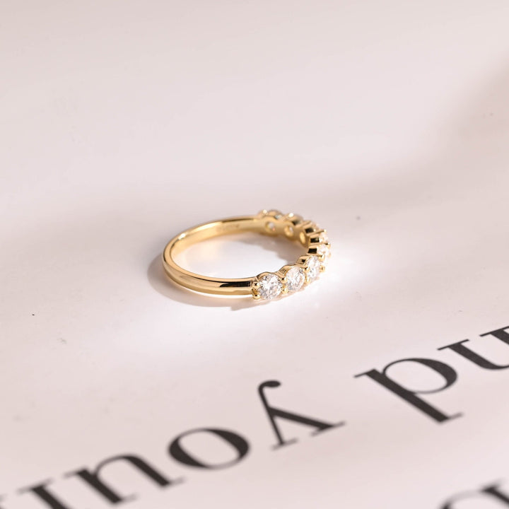 Round diamond wedding band in rose gold