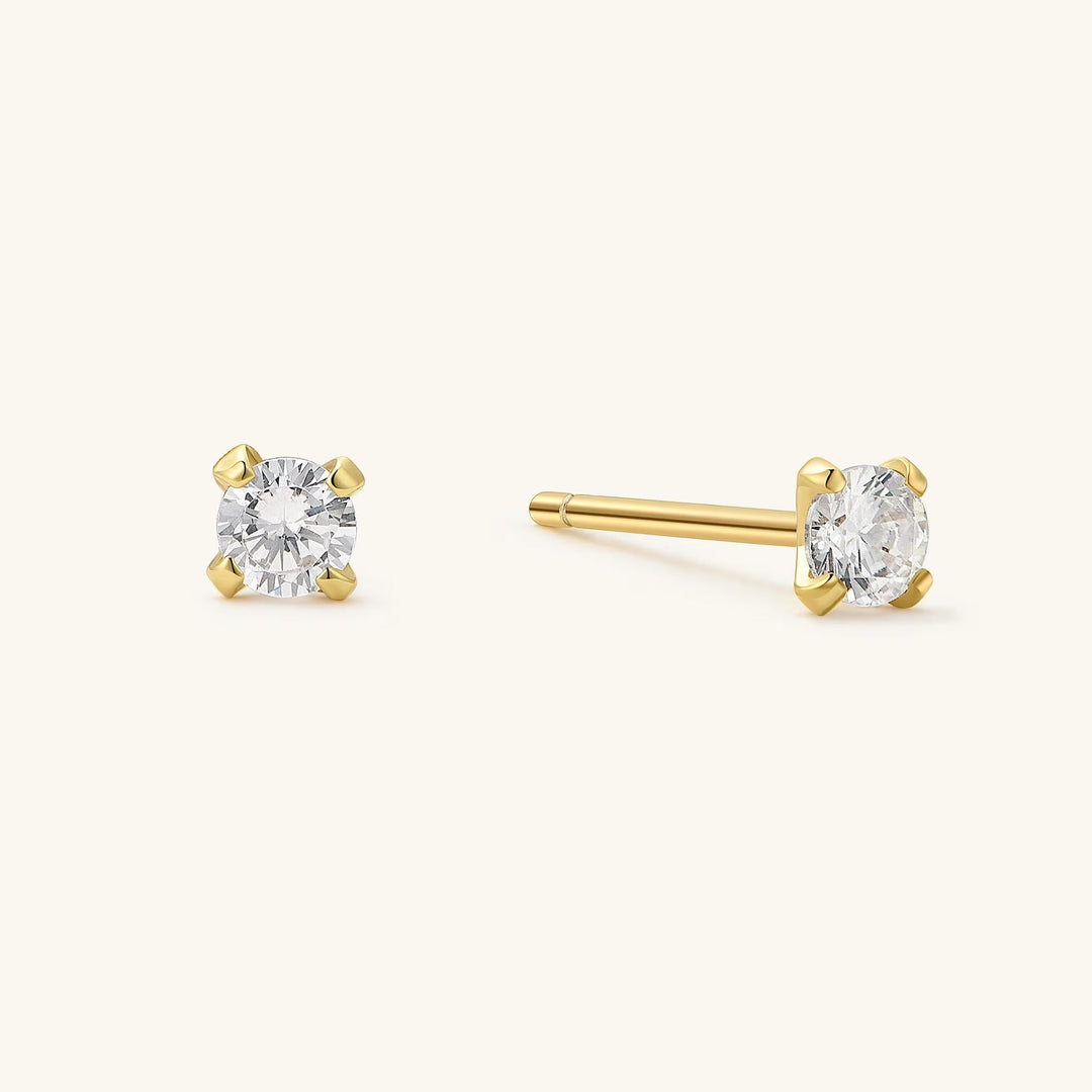 Round Cut Diamond Cartilage Earring for Her - Doozy Diamonds