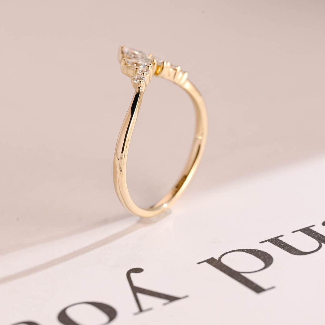 Marquise & Round diamond wedding band in yellow gold