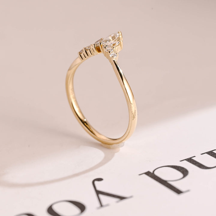 Marquise & Round diamond wedding band in rose gold
