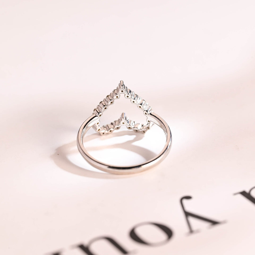 Ethically sourced round diamond eternity band