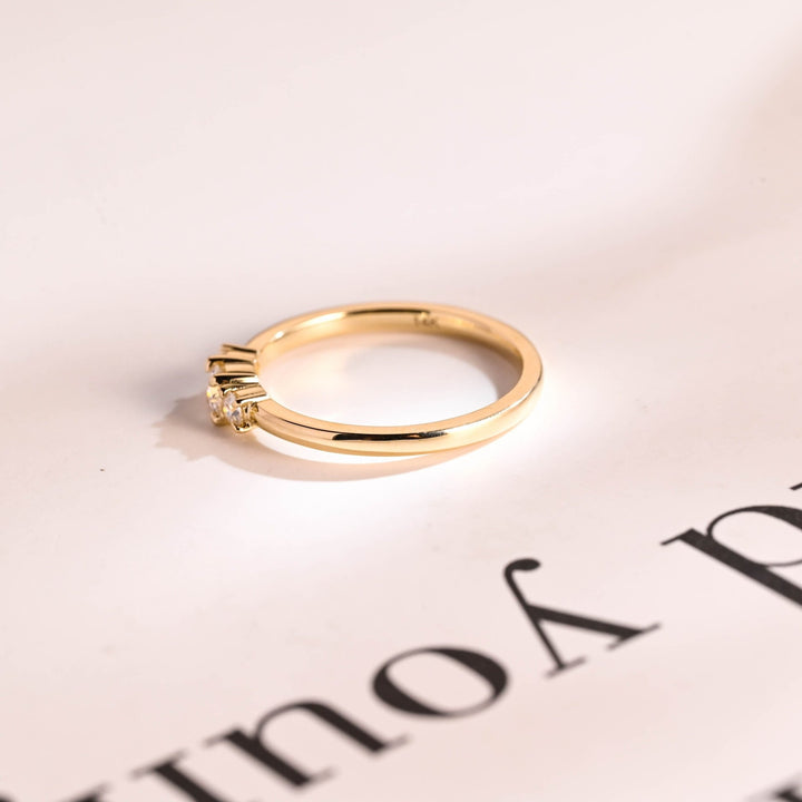 Ethically sourced round diamond eternity band