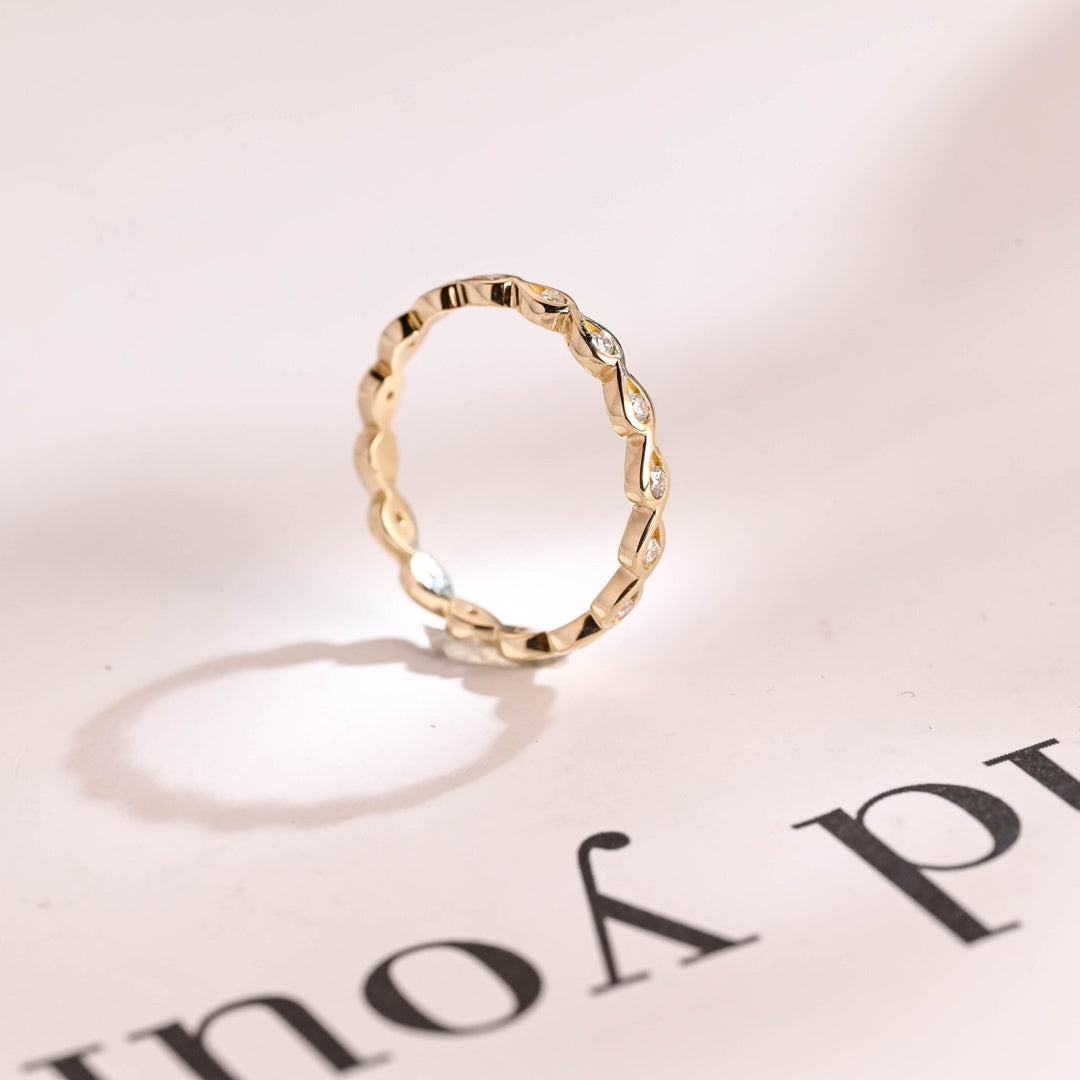 Ethically sourced round diamond eternity band
