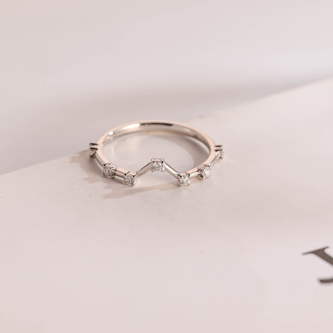 Round round diamond wedding band front view