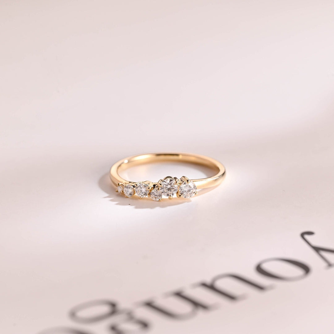 Round round diamond wedding band front view