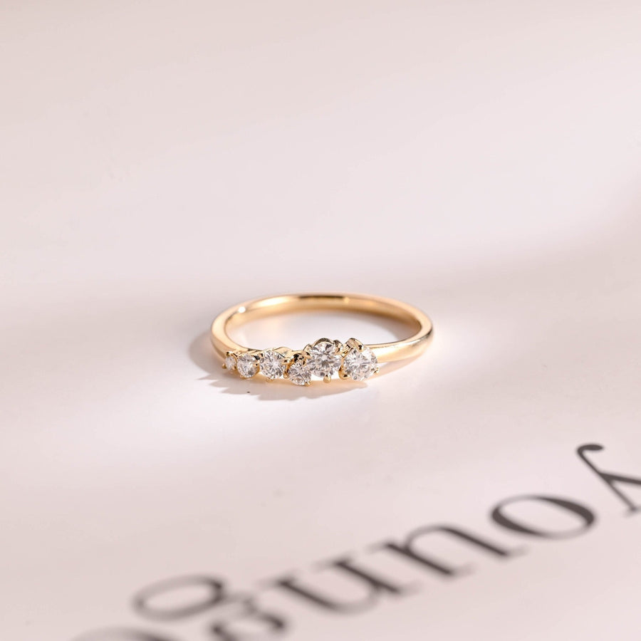 Round round diamond wedding band front view