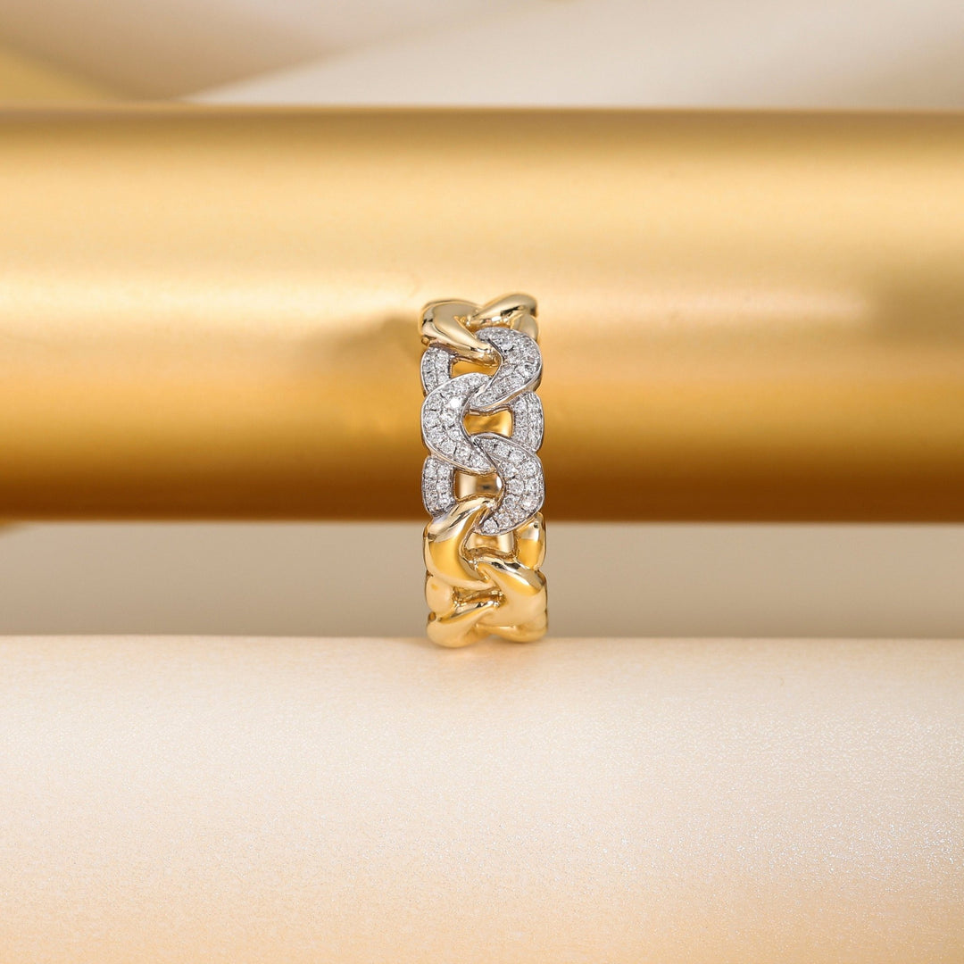 Round Cut Diamond Unique Lab-Grown Band for Women