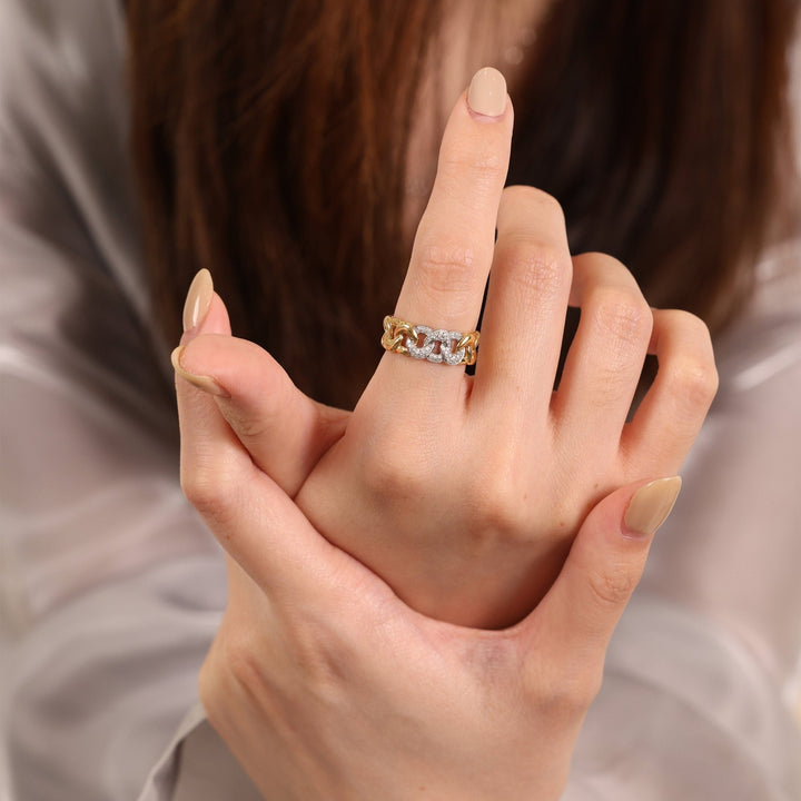 Round Cut Diamond Unique Lab-Grown Band for Women