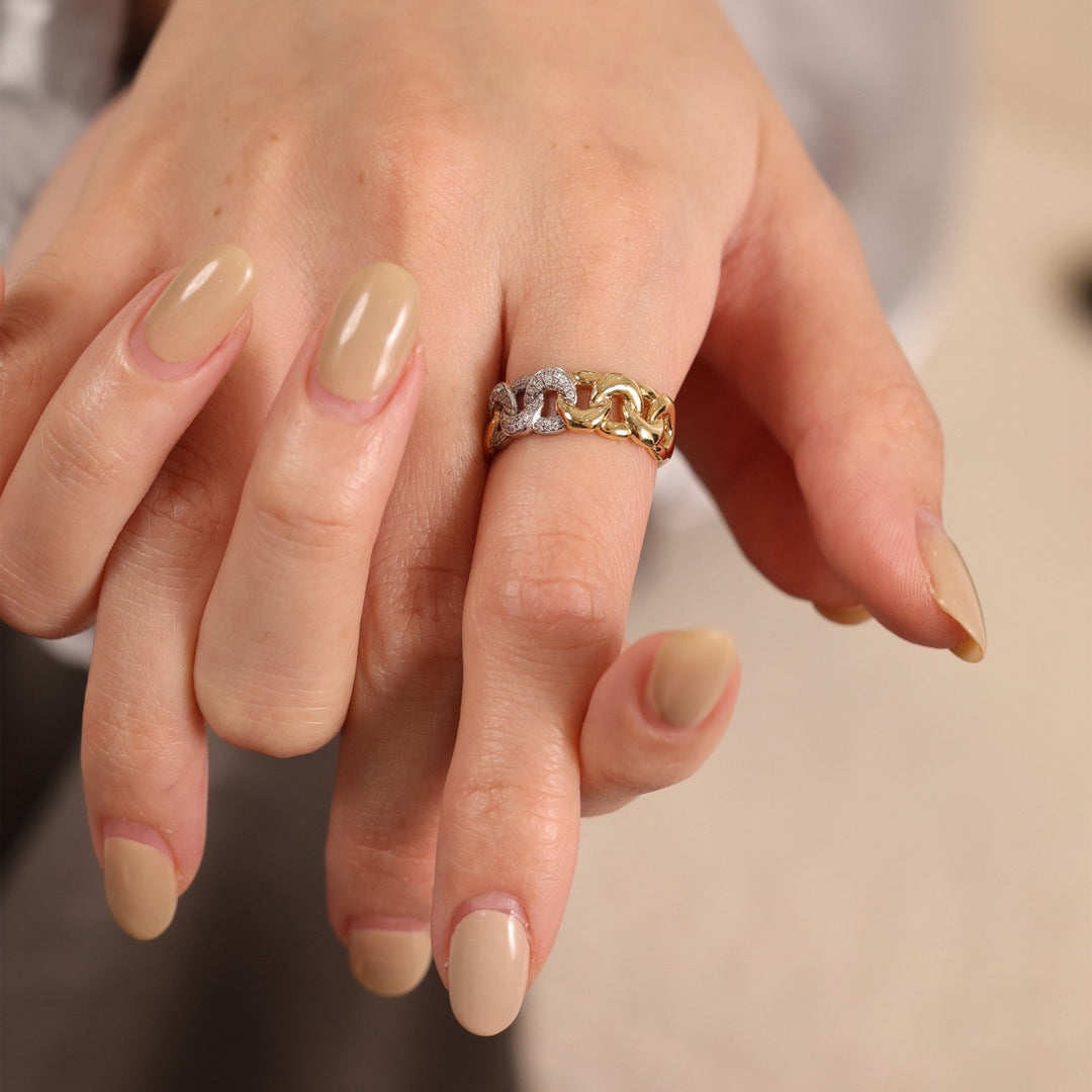 Round Cut Diamond Unique Lab-Grown Band for Women