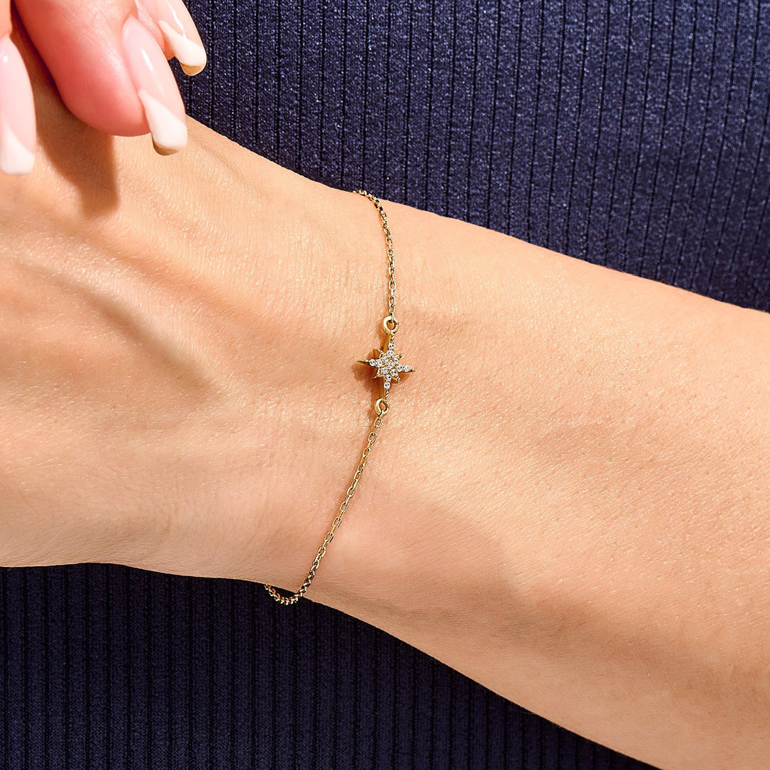 Round Cut Diamond Tiny Star Bracelet For Gift - Doozy Diamonds