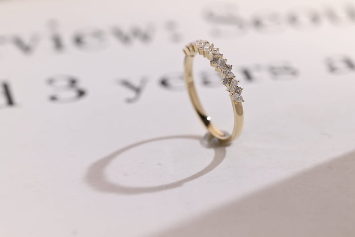Sustainable mix stone diamond wedding ring