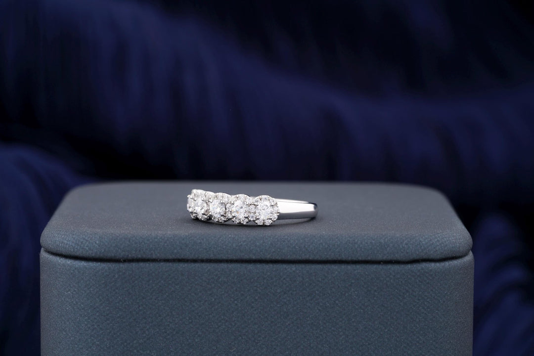 Close-up of 0.50CT round lab grown diamonds
