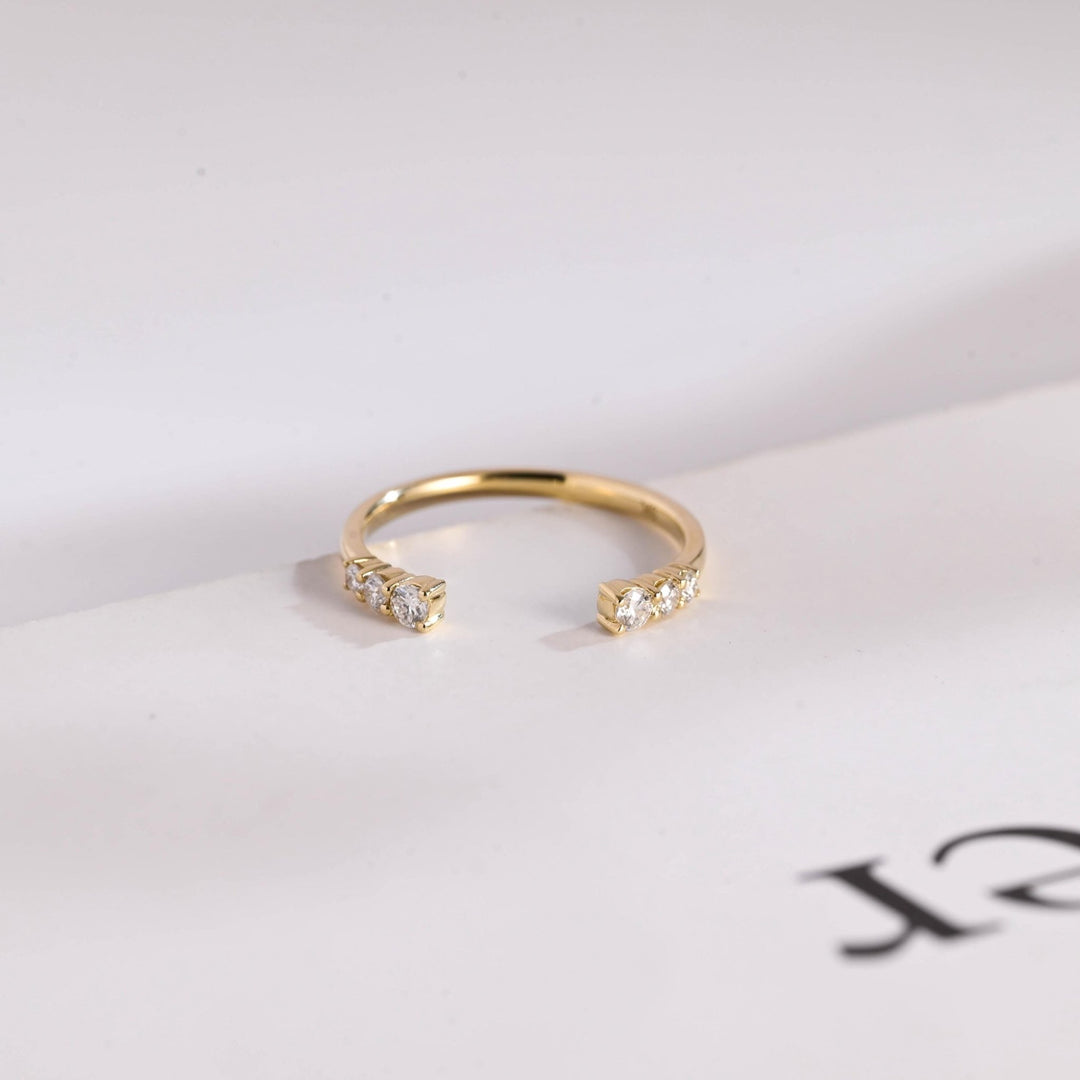 Ethically sourced round diamond eternity band