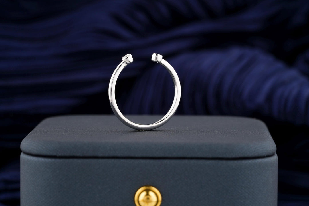 Ethically sourced round diamond eternity band
