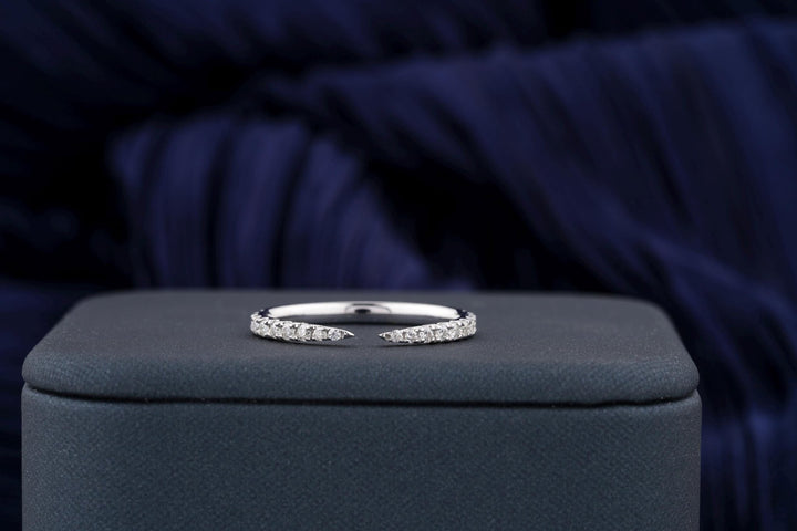 Round round diamond wedding band front view