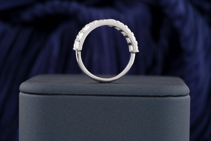 Radiant diamond wedding band in yellow gold