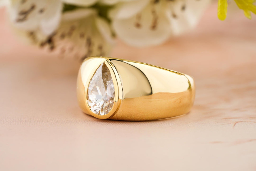 0.90CT Pear Cut Lab Grown Bezel Set Men's Wedding Band - Doozy Diamonds