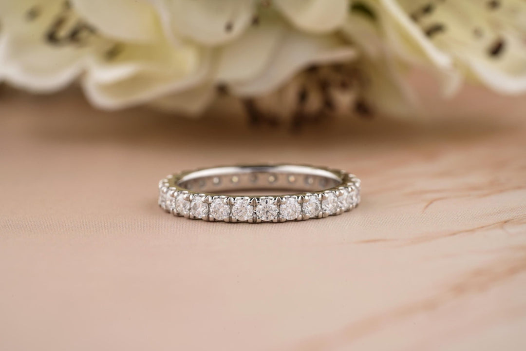 Round round diamond wedding band front view