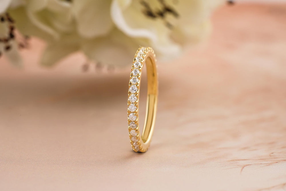 Close-up of 0.5CT round lab grown diamonds