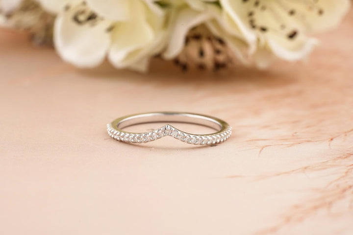 Round round diamond wedding band front view