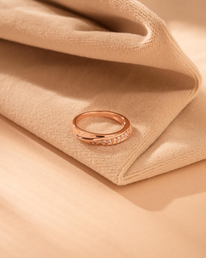 18K Rose Gold Engagement Diamond Ring for Christmas Gift - Doozy Diamonds