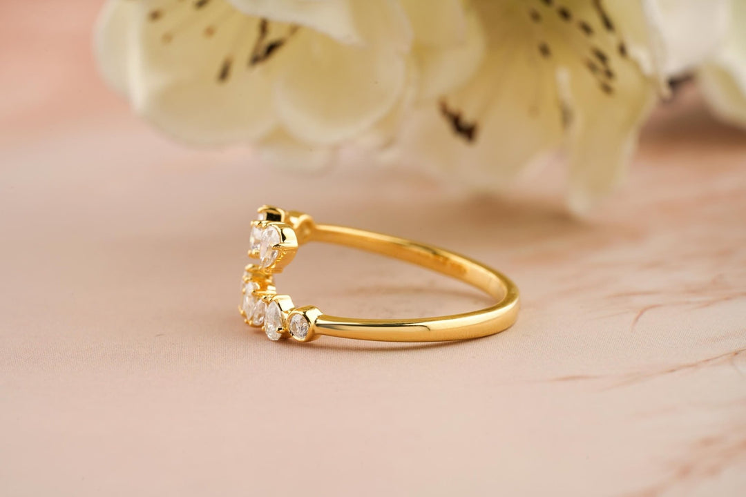 Close-up of 1.30CT round lab grown diamonds