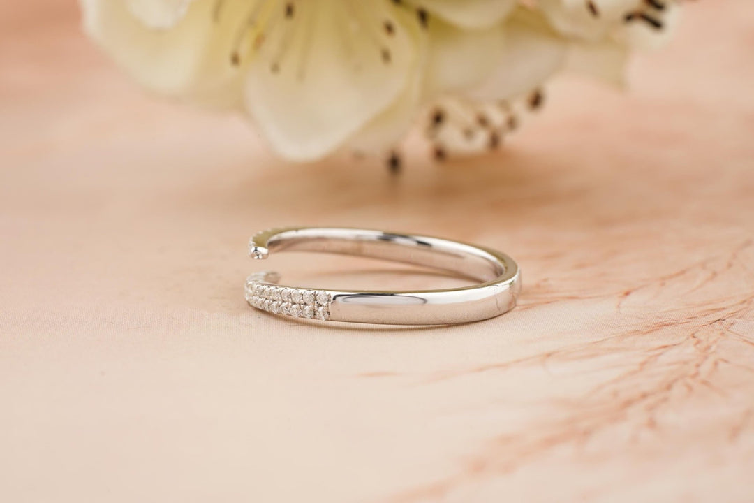 Ethically sourced round diamond eternity band