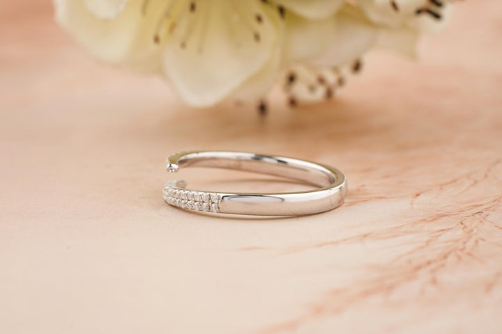 Ethically sourced round diamond eternity band