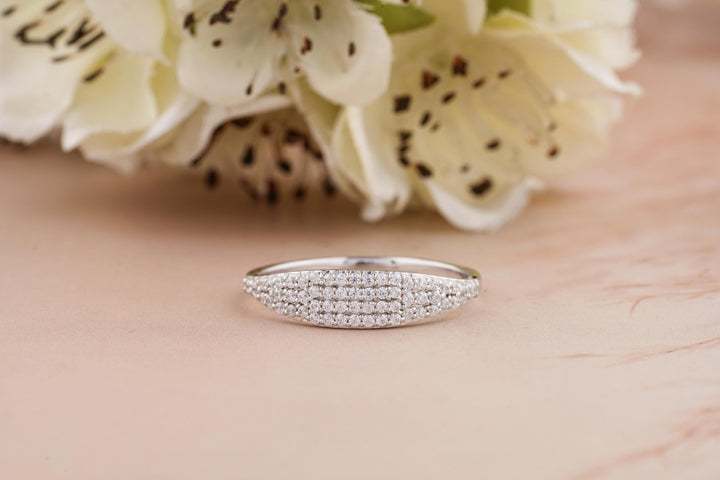 Round round diamond wedding band front view