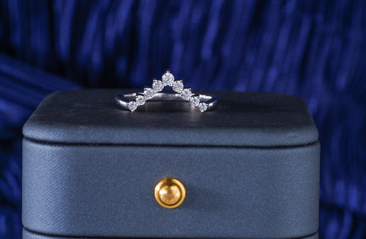 Close-up of 0.20CT round lab grown diamonds