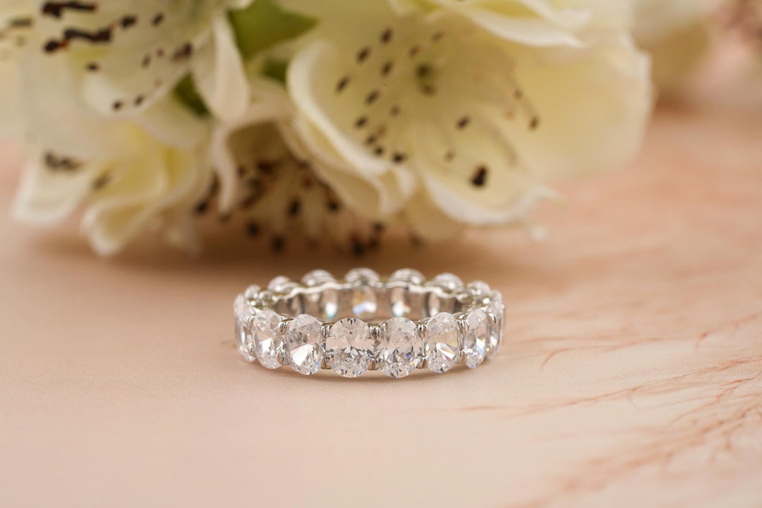 Round round diamond wedding band front view