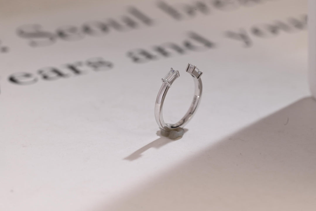 Side view of baguette diamond wedding band
