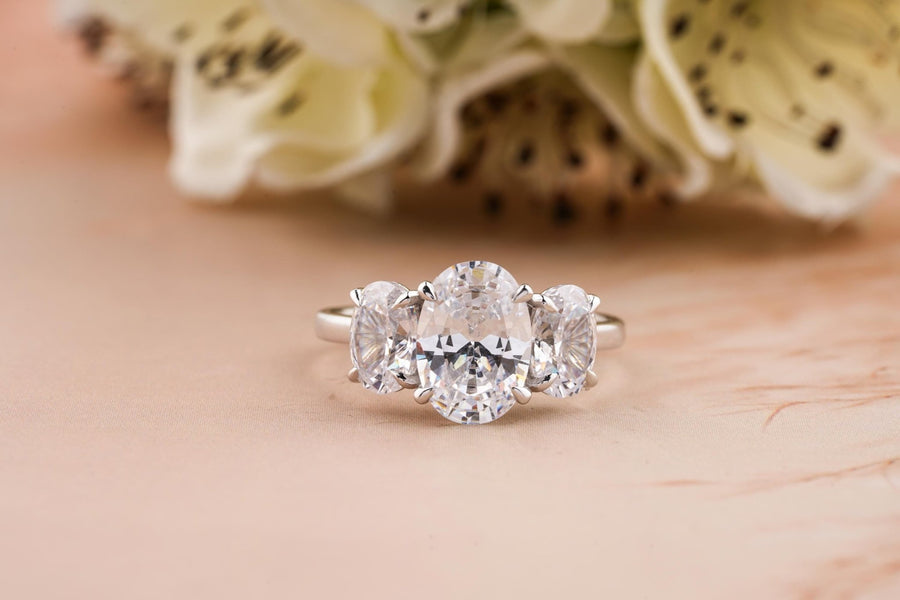 Buy 2.0CT oval solitaire lab grown diamond engagement ring online