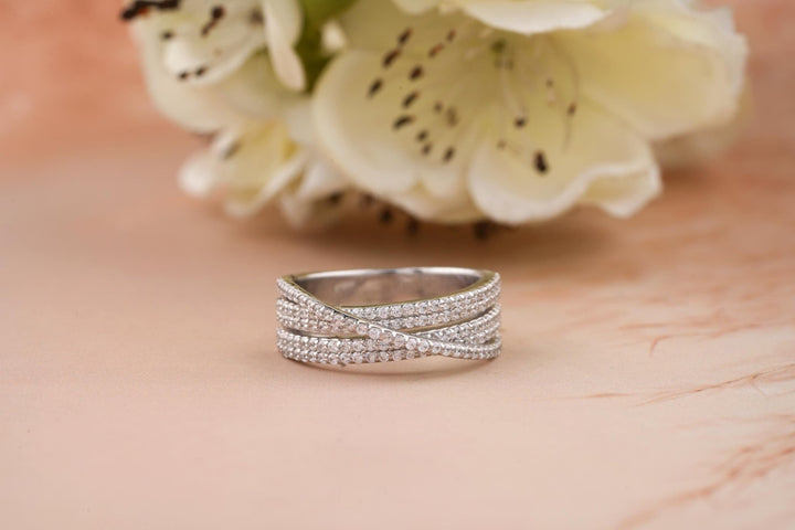 Round round diamond wedding band front view