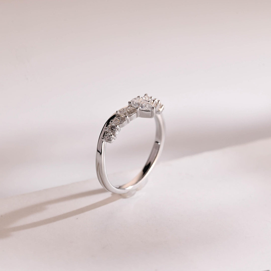 Marquise & Round diamond wedding band in rose gold