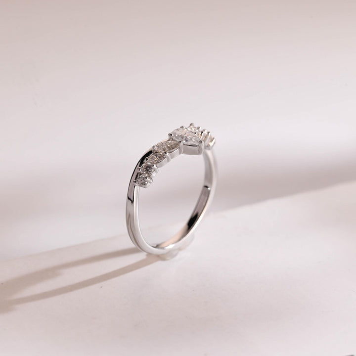 Marquise & Round diamond wedding band in rose gold