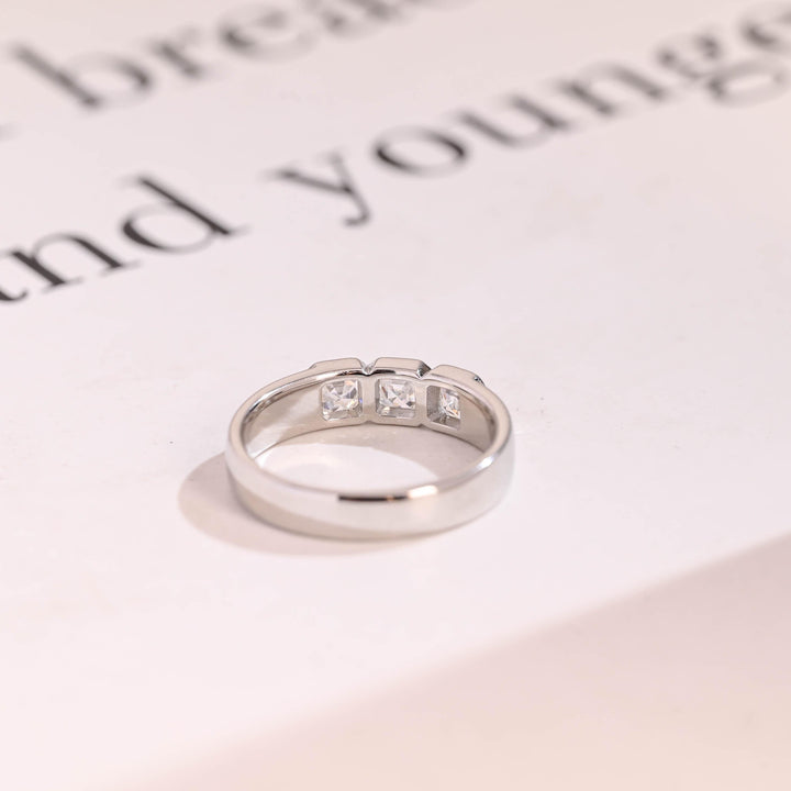 Asscher diamond wedding band in yellow gold