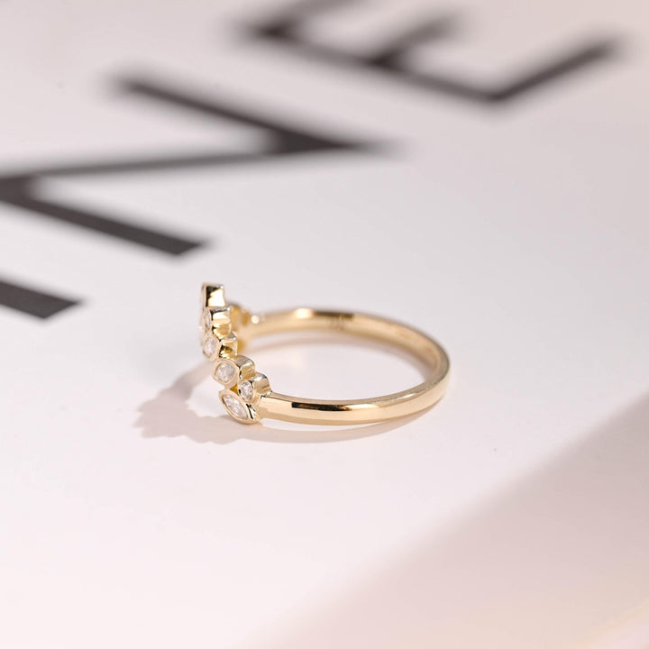 Ethically sourced round diamond eternity band