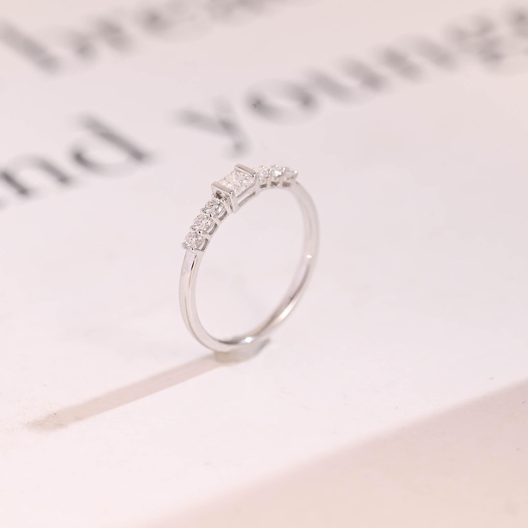 Round & Princess Band Width: 2.0mm diamond wedding band in yellow gold
