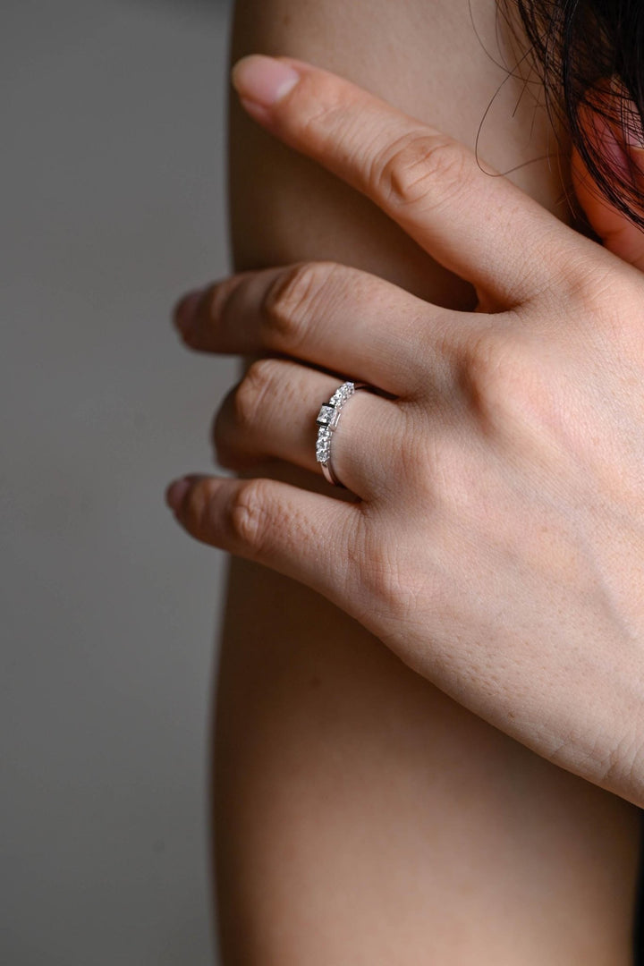 Round & Princess Band Width: 2.0mm diamond wedding band in white gold