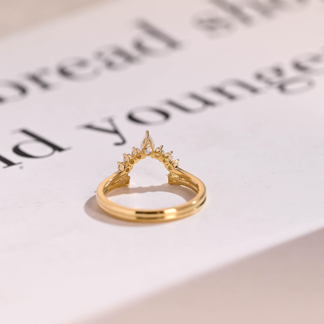 Round & Pear & Trapezoid diamond wedding band in rose gold