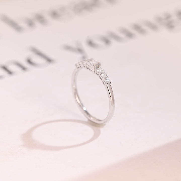 Side view of round & princess band width: 2.0mm diamond wedding band