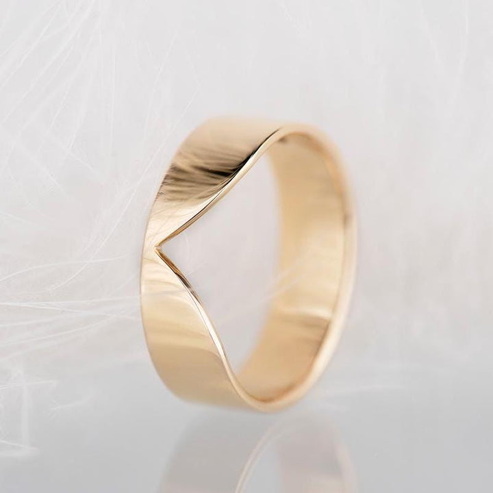 18K Solid Gold V Shape Matching Plain Wedding Band - Doozy Diamonds