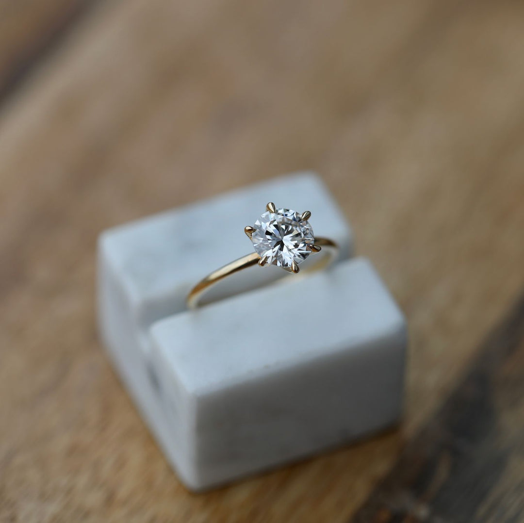 Buy 1.50CT round solitaire lab grown diamond engagement ring online