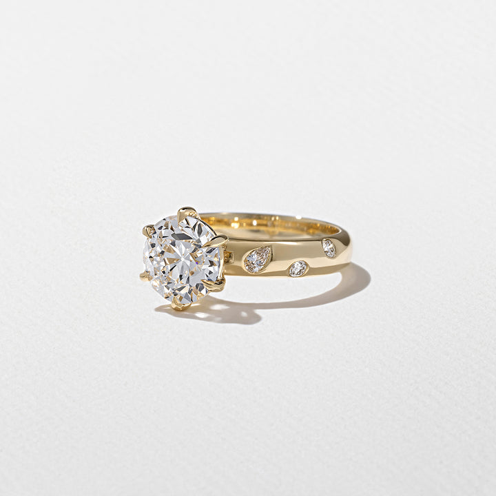 2.50CT Round E - VS Lab Grown Thick Diamond Ring With Twirl Plain Band - Doozy Diamonds